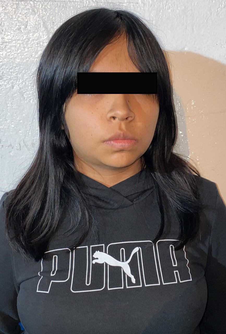 Policía municipal de Puebla detuvo a cuatro hombres y una mujer por robo a negocio