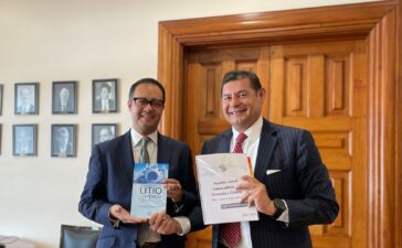Proyectos productivos para Puebla promueve el senador de Morena, Alejandro Armenta