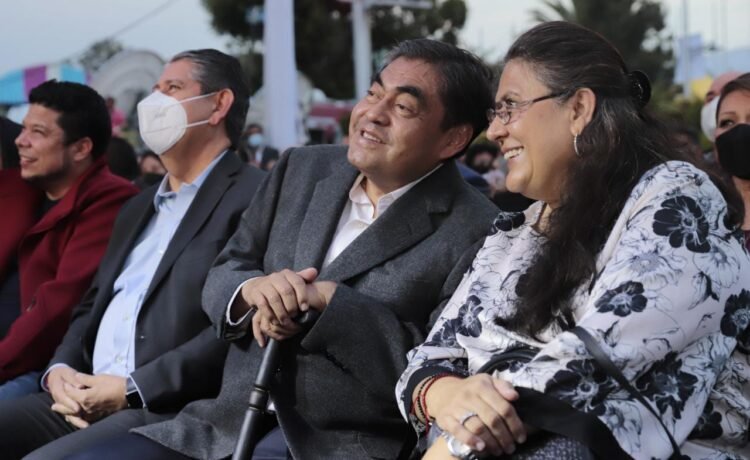 ABRIL: Barbosa revive la Feria de Puebla