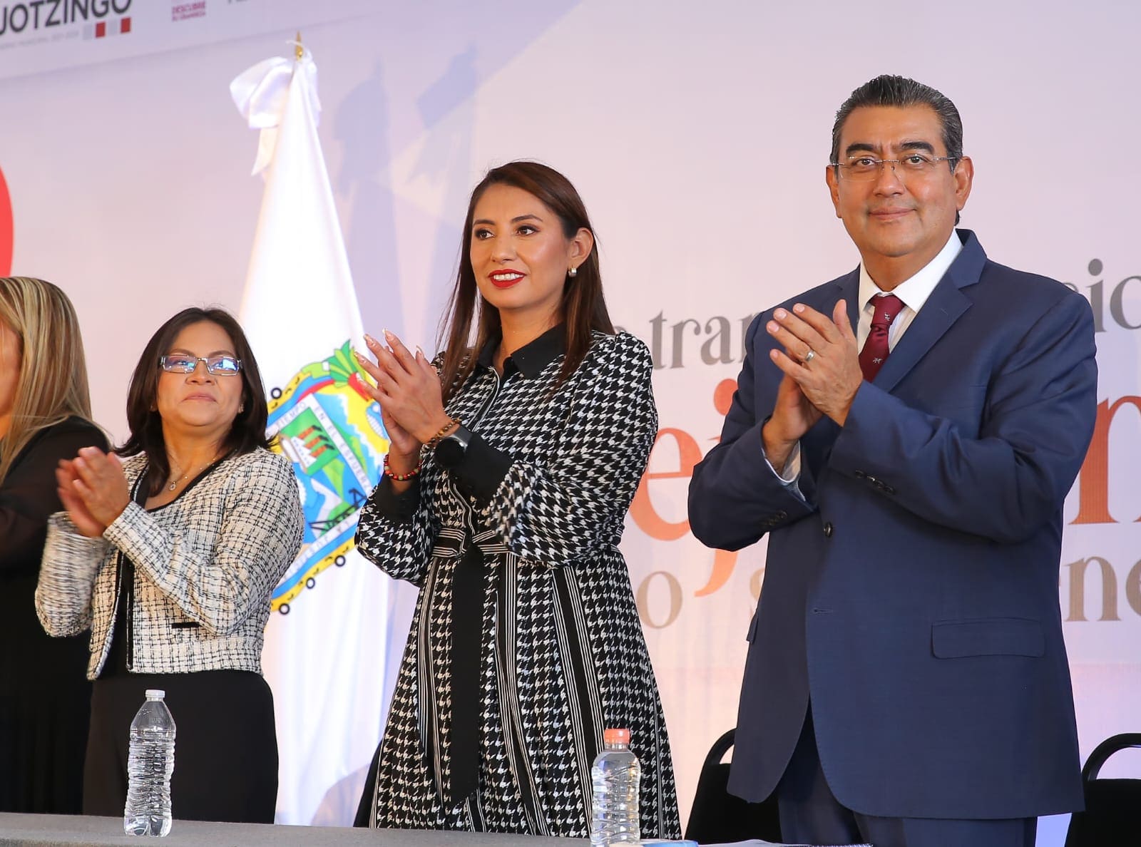 Acude Sergio Salomón a informes de gobierno en Huejotzingo y Texmelucan