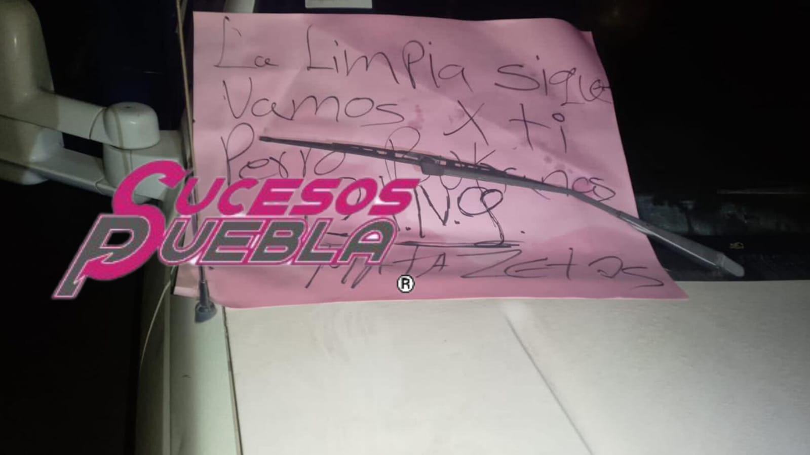 Abandonan dos cuerpos en un vehículo en Cañada Morelos
