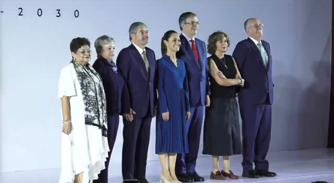 Presenta Claudia Sheinbaum a los primeros 6 integrantes de su gabinete