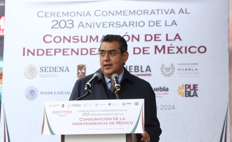 Encabeza Sergio Salomón ceremonia de Consumación de la Independencia de México