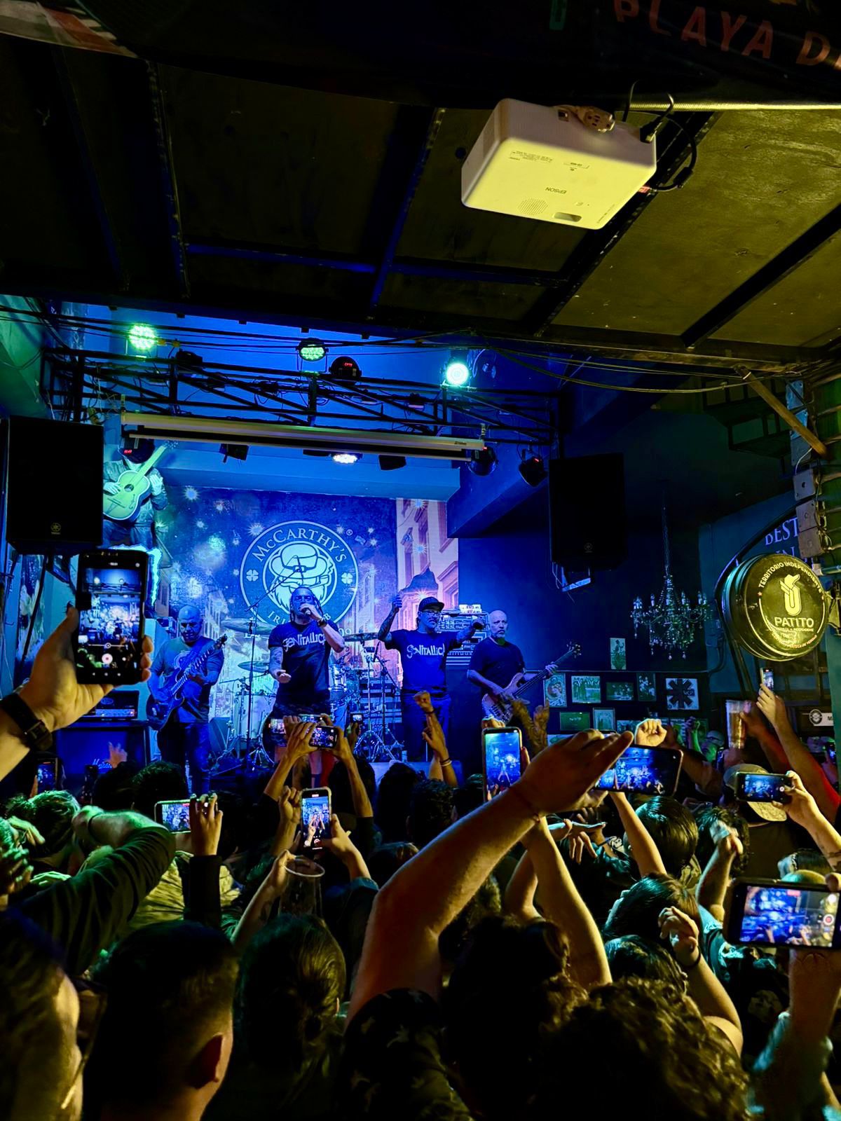 Boneless ilimitados todos los miércoles en “All you can boneless” de McCarthy’s
