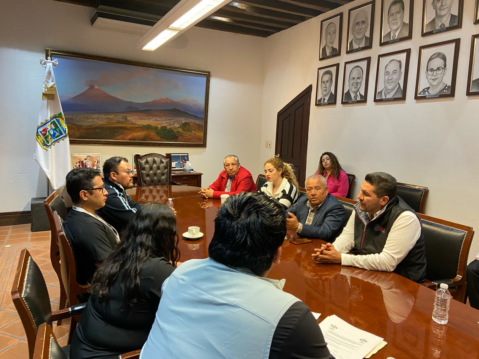 Atiende SEGOB a representantes del Consejo de Veterinarios de Puebla