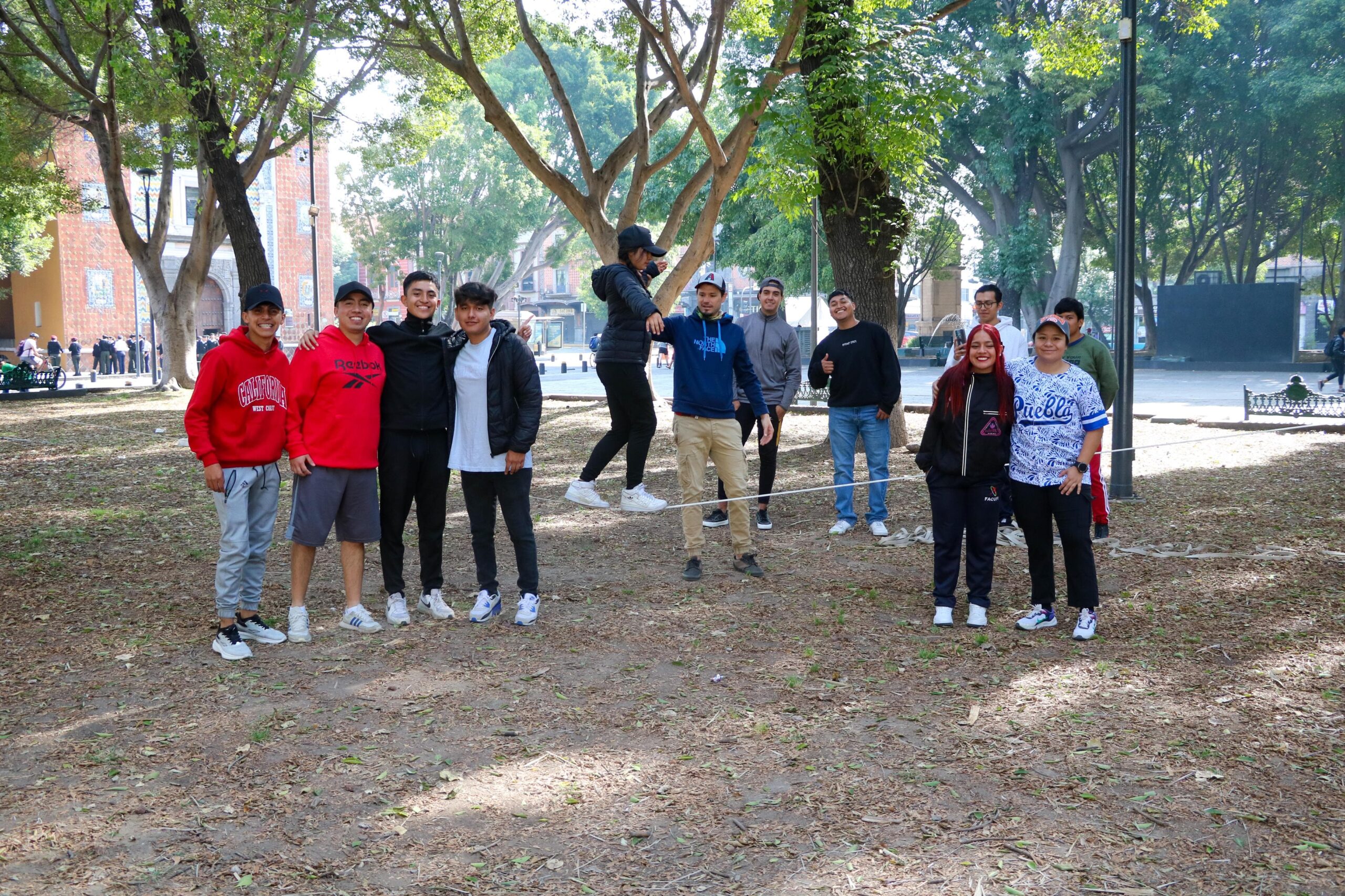 Equilibrio, emoción y deporte en la Vía Recreativa de Puebla con el Slackline