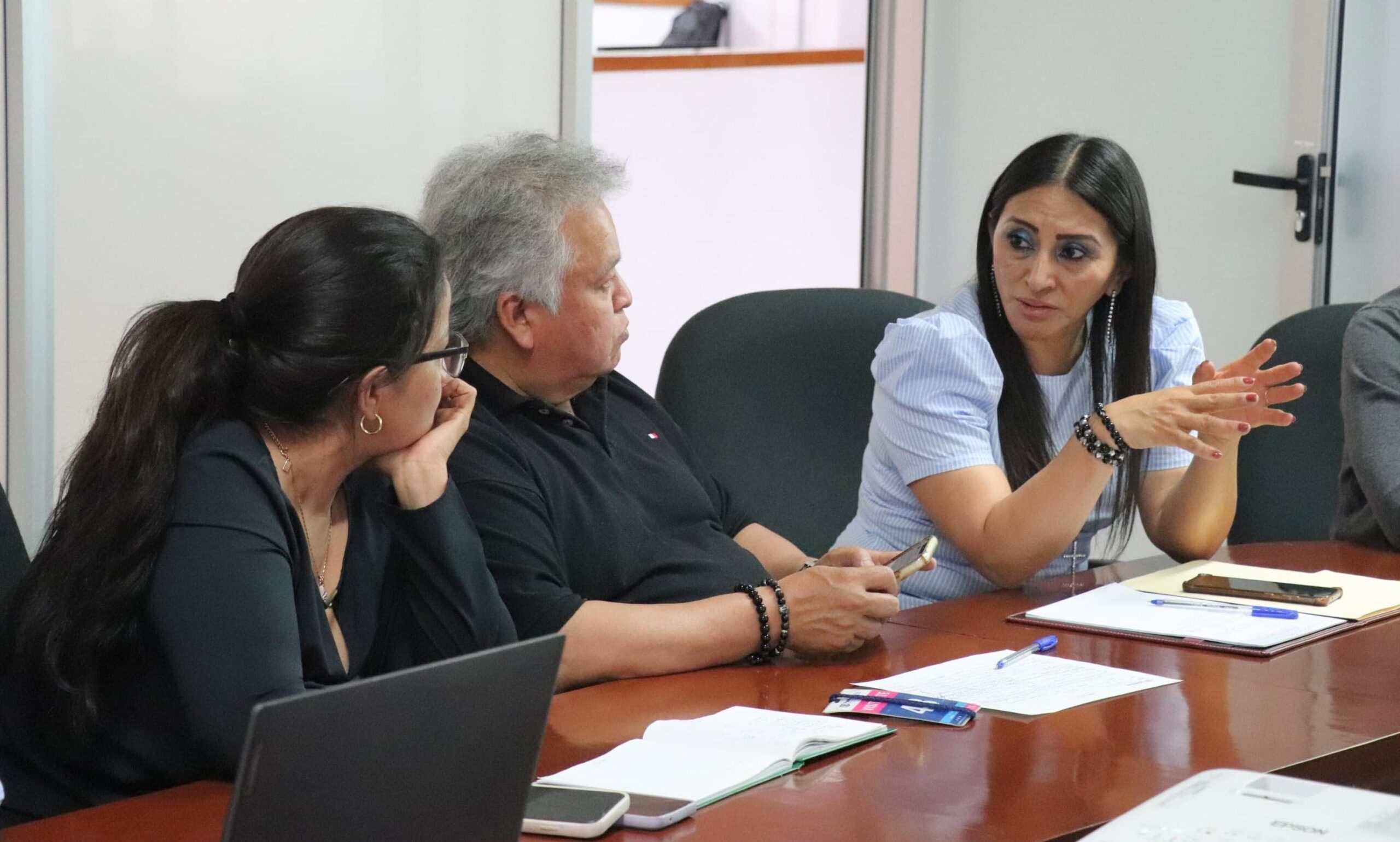 Impulsan SGG e infraestructura proyectos en mercados municipales