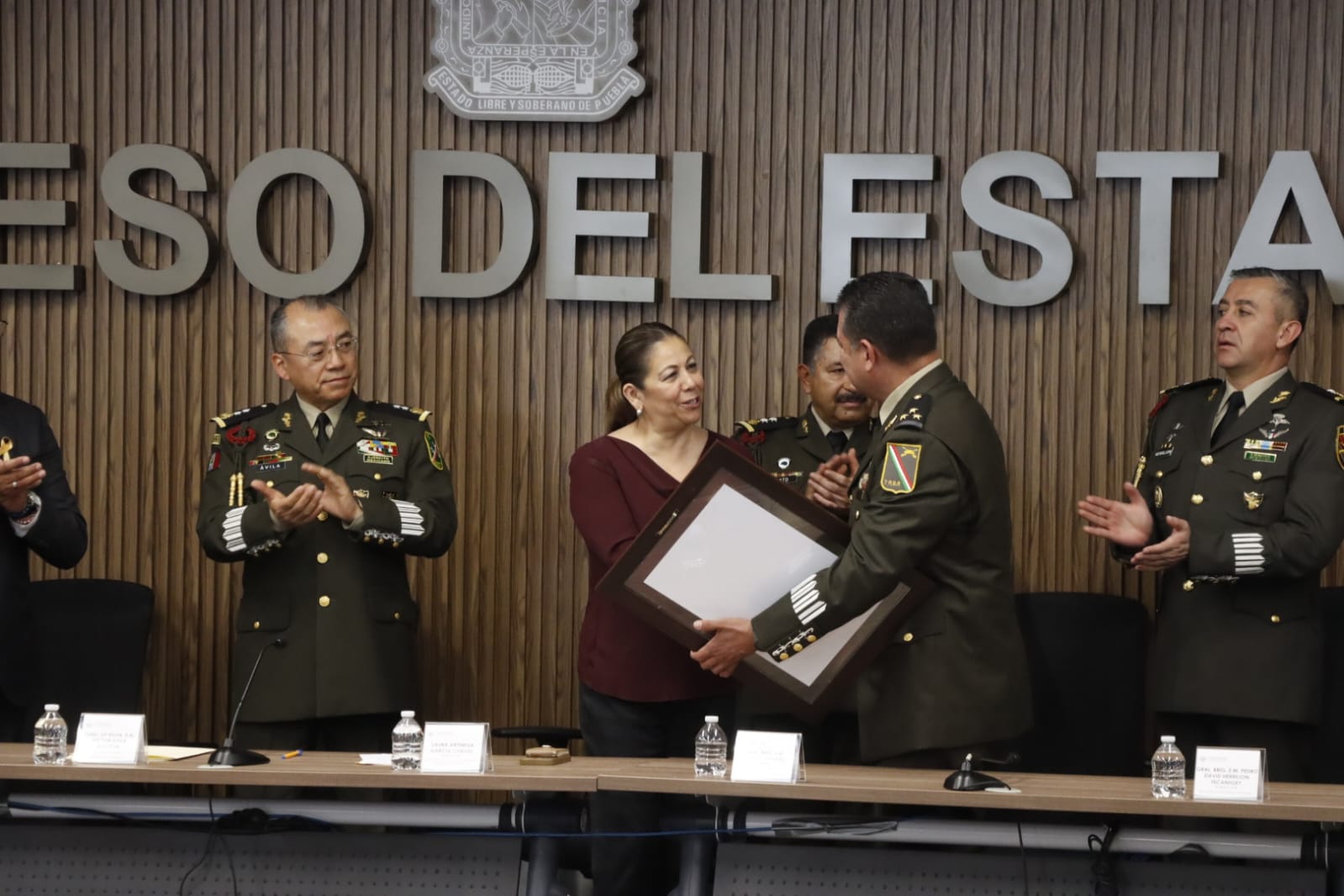 Reconoce Congreso a autoridades militares, en el marco del 112 Aniversario del Ejército Mexicano