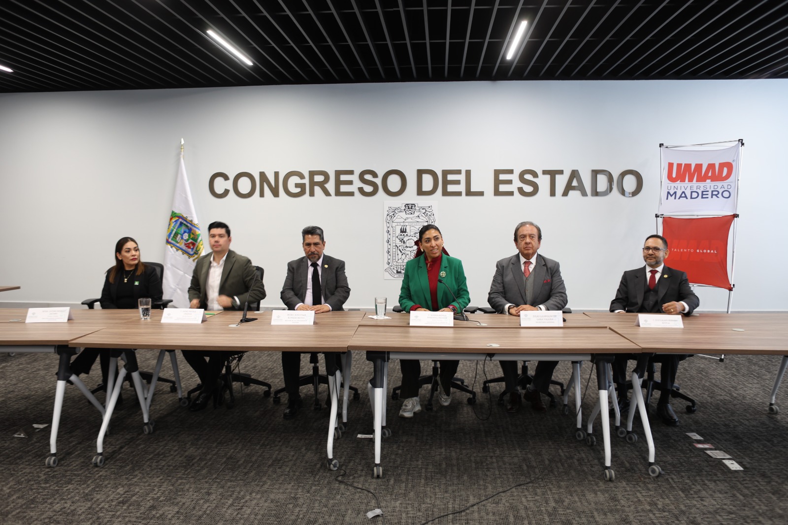 Signan Convenio de Colaboración Congreso del Estado y Universidad Madero