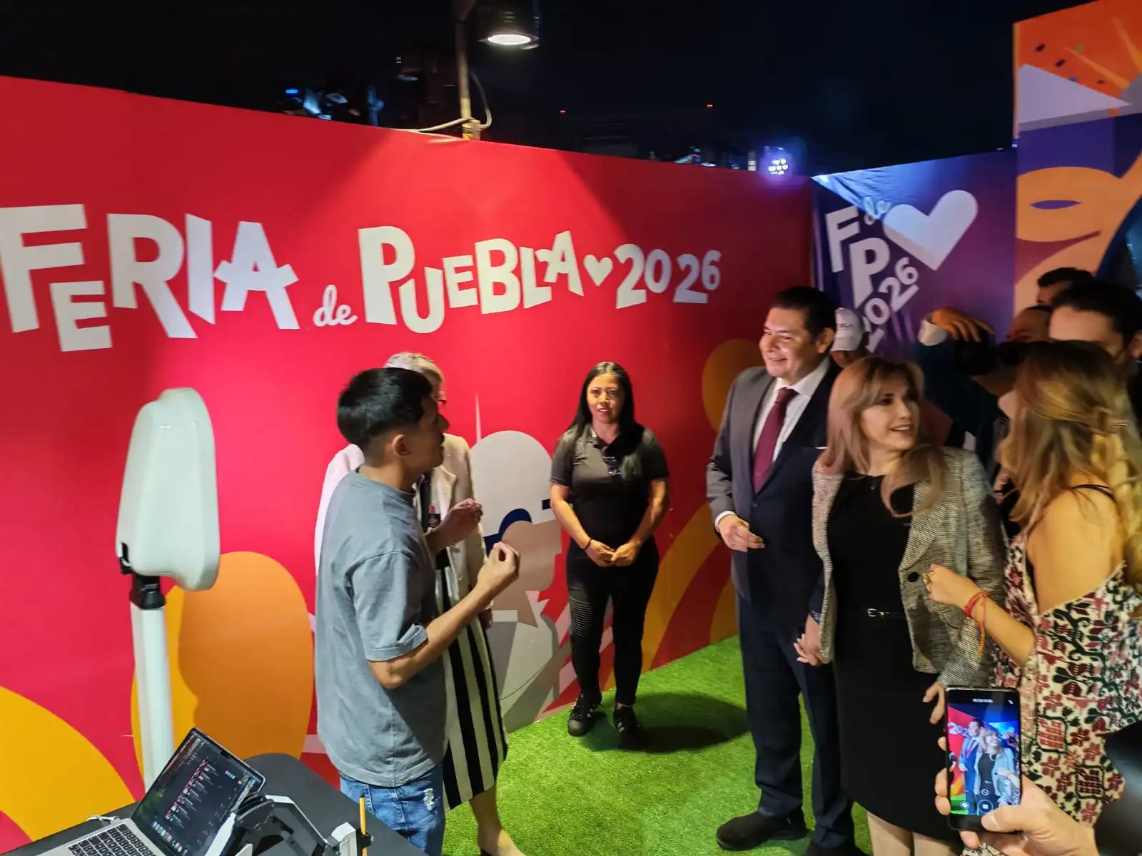 Presentan cartel de Feria de Puebla 2026: Palenque y Teatro del Pueblo
