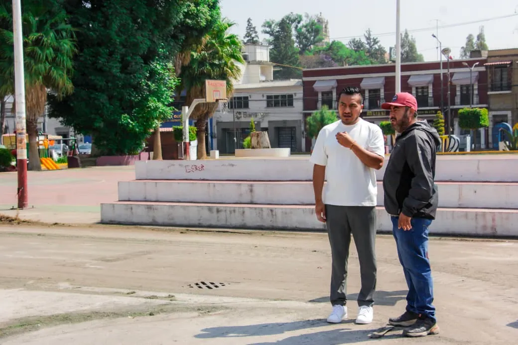 Canchas del Zócalo de Huejotzingo se renuevan bajo la gestión de Roberto Solís para fortalecer la comunidad