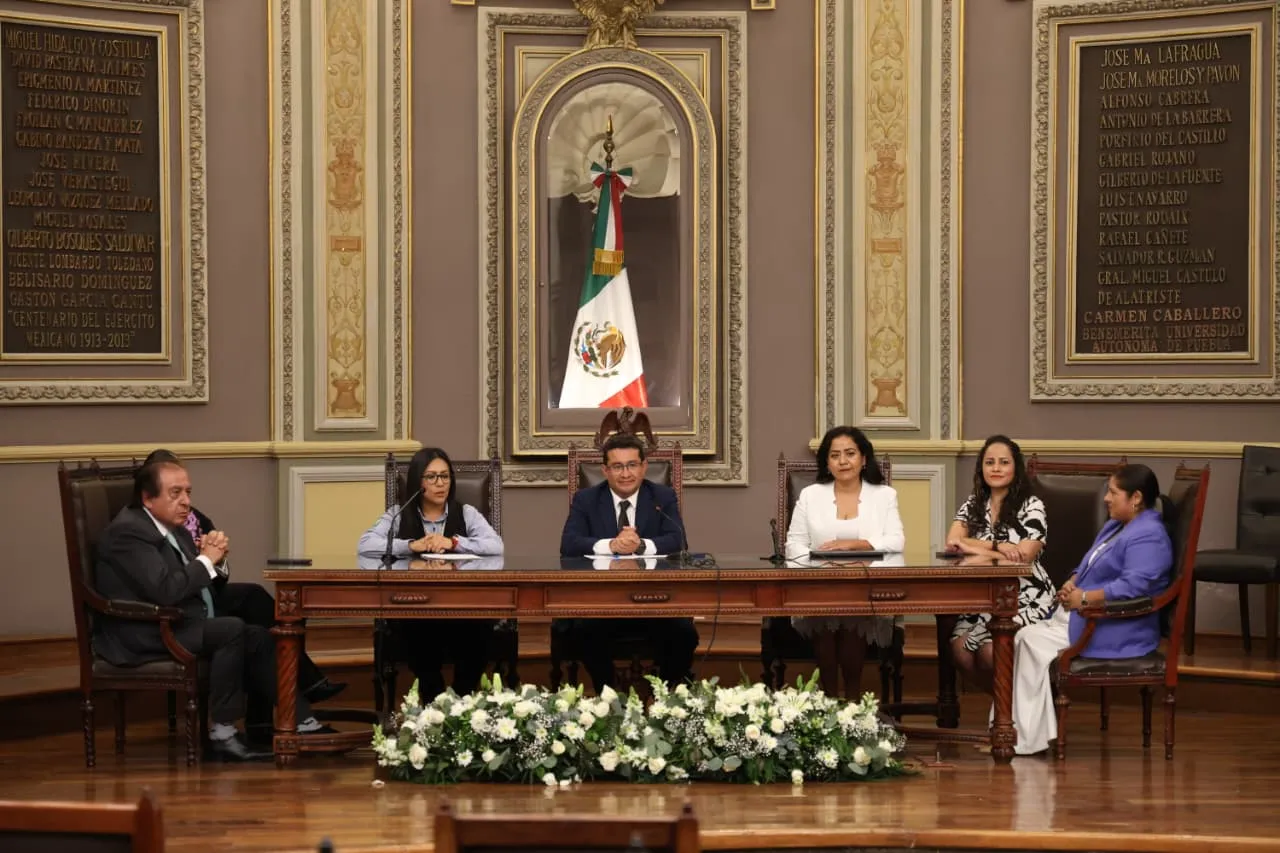 Congreso del Estado e IMSS firman convenio de colaboración