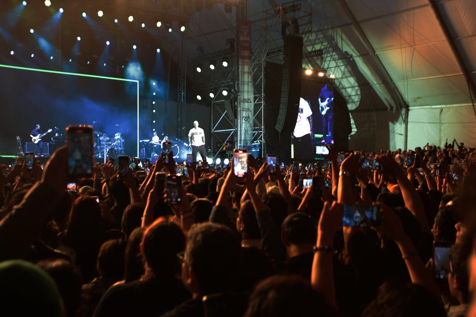 Joven pierde más de 10 mil pesos por boletos falsos en la Feria de Puebla 