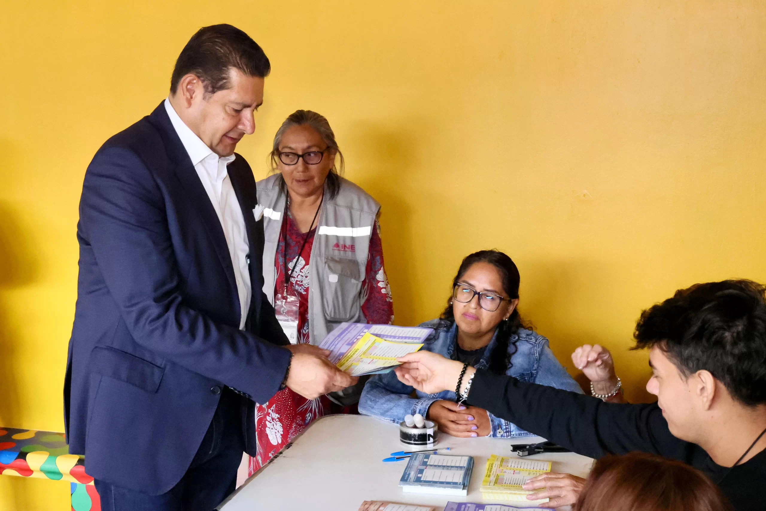 Armenta pide a partidos cerrar las puertas a delincuentes rumbo a 2027