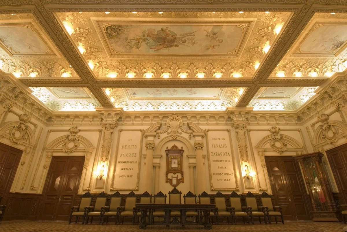 Avala Cabildo espacios seguros para mujeres en dependencias y juntas auxiliares