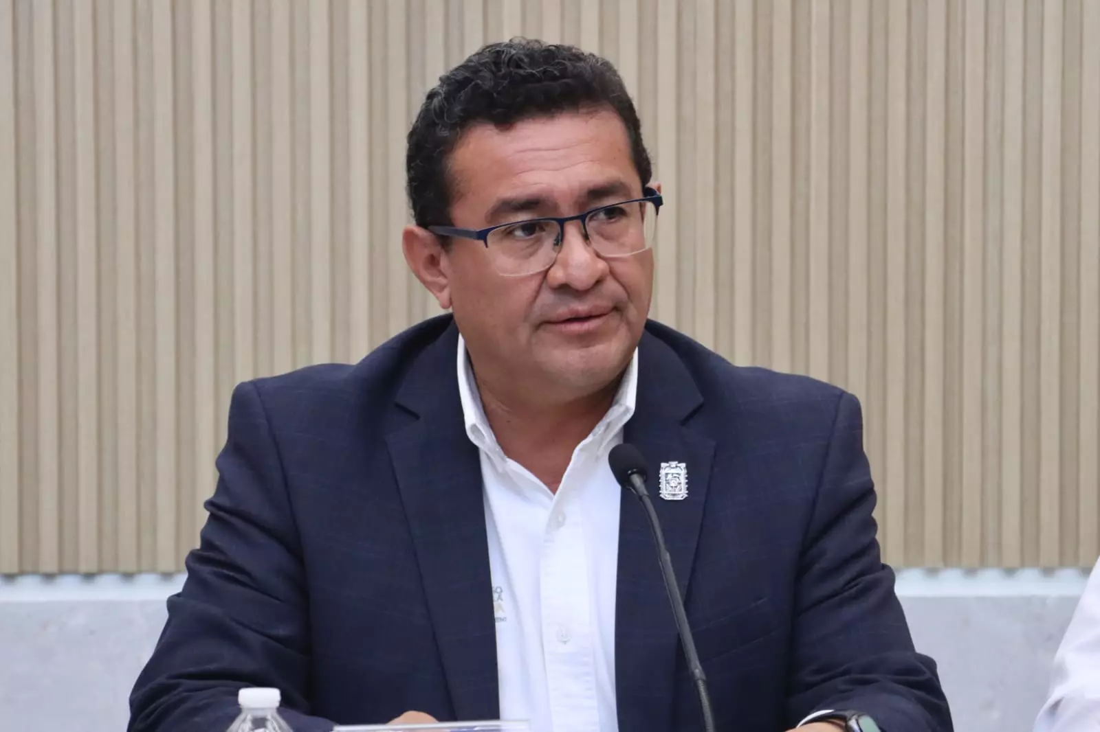 Gobernabilidad y resolución con apego a la Ley, destaca Pável Gaspar ante inconformidades en Acatlán
