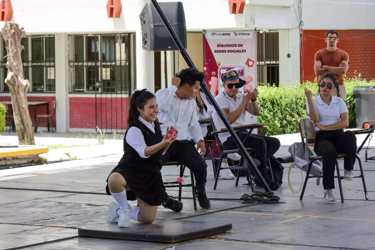 Gobierno de Pepe Chedraui impulsa el bienestar emocional de las juventudes con la obra de teatro «¡El Pase de Lista!»