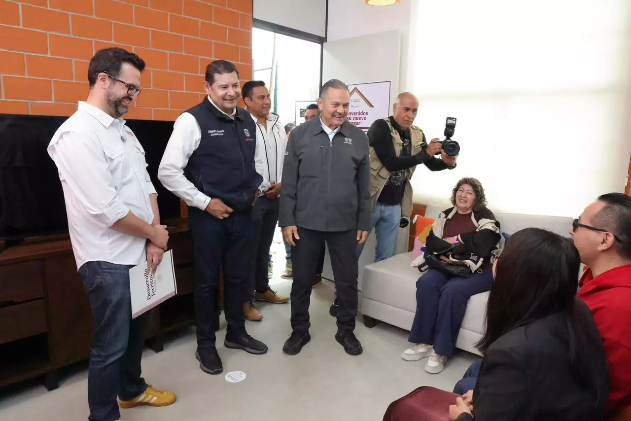 Gobierno federal y estatal transforman la vida de las familias con viviendas para el bienestar
