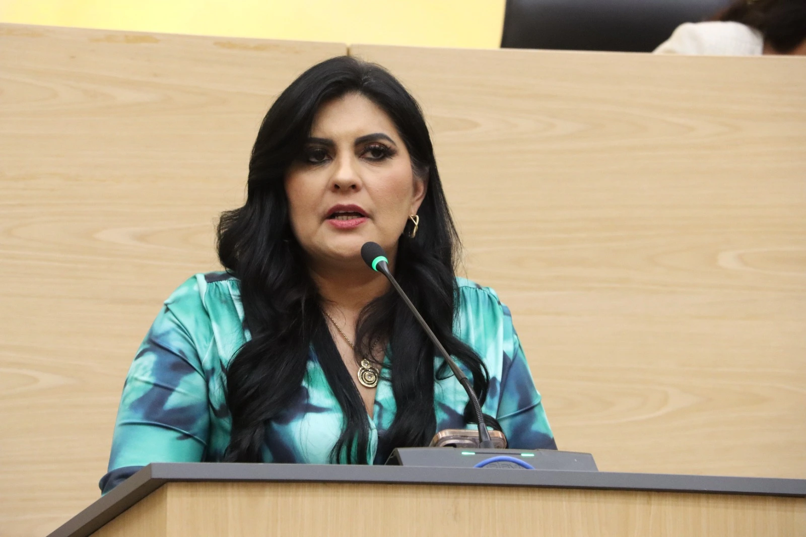 PRI critica entrega de pipas de agua de Laura Artemisa, señala uso electoral